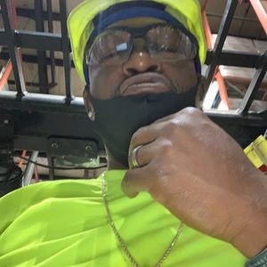 Meet your Posher, Posh